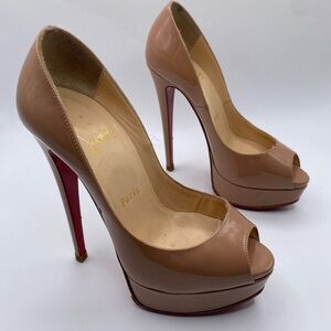 Christian Louboutin beige patent leather peep toe platform heels